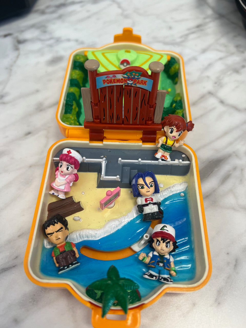 1997 Tomy Pokemon Compact Orange Island Park Playset – Core Gaming