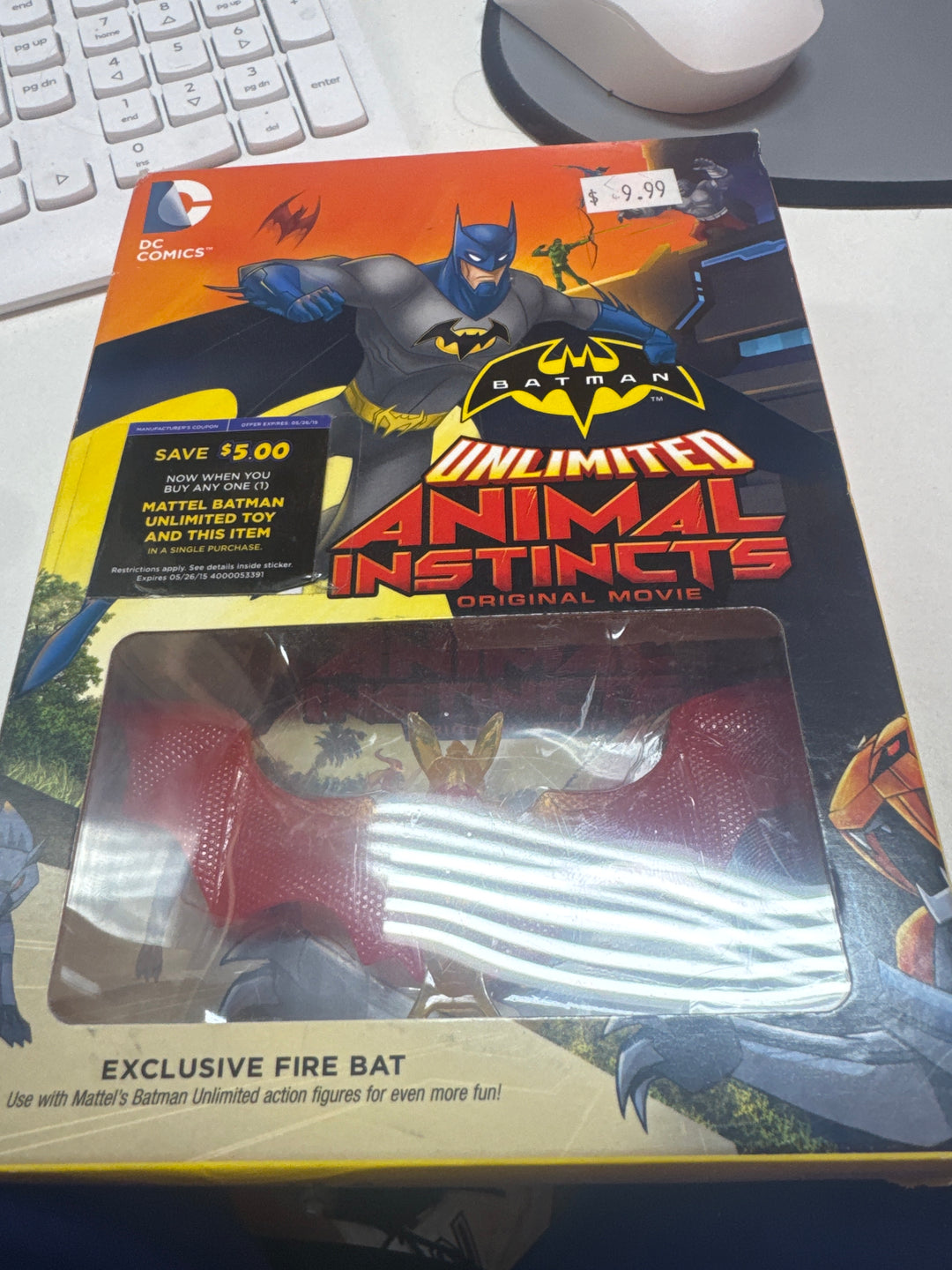 Batman Unlimited: Animal Instincts with Figurine - DVD DI5826