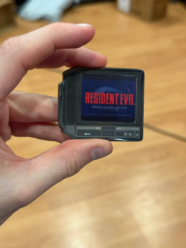 2.5" Lenticular Resident Evil 1 CRTV Enamel Pin - NE32726