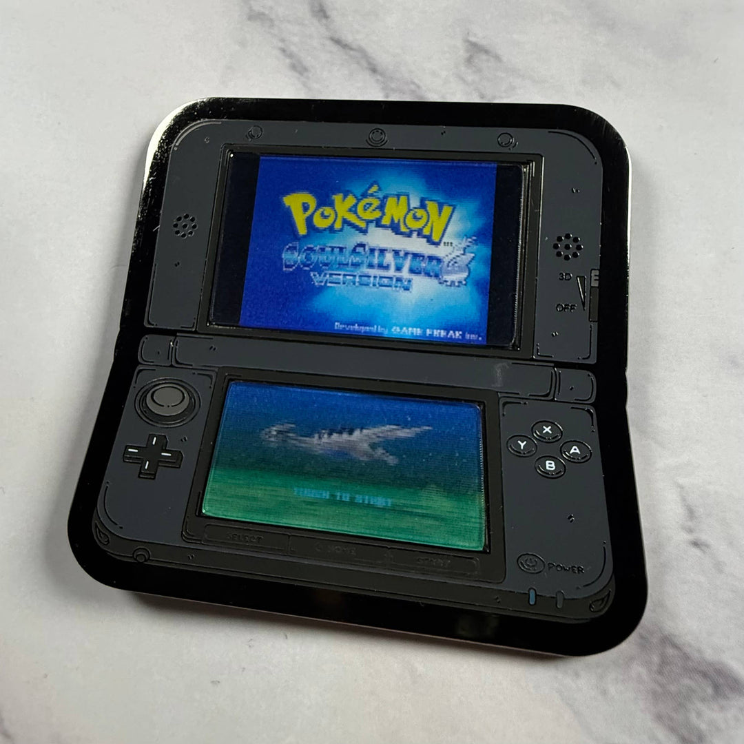 3DS 2.5" Lenticular Soul Silver Pokemon Pin - NE32726