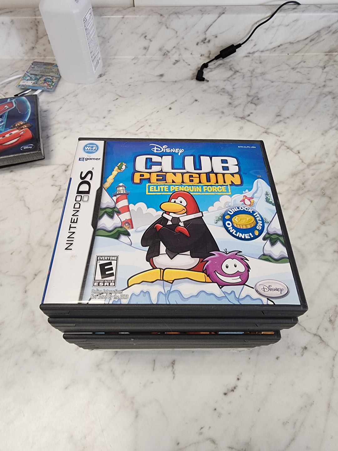 Club Penguin: Elite Penguin Force - Nintendo DS DS10626