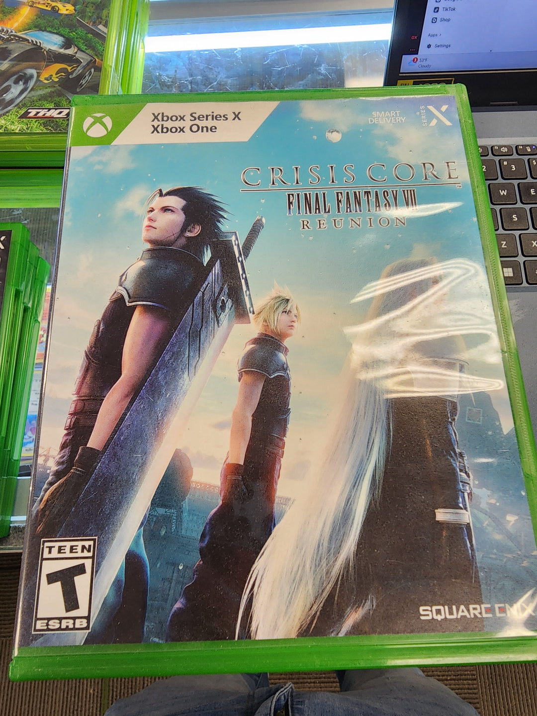 Crisis Core Final Fantasy VII Reunion - Xbox Series/One D101125