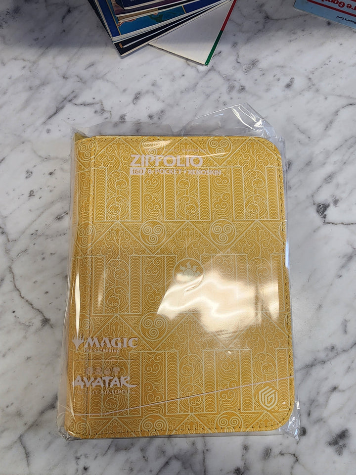 Magic: The Gathering Avatar: The Last Airbender Zipfolio 160 Xenoskin - Ultimate Guard Storage Albums