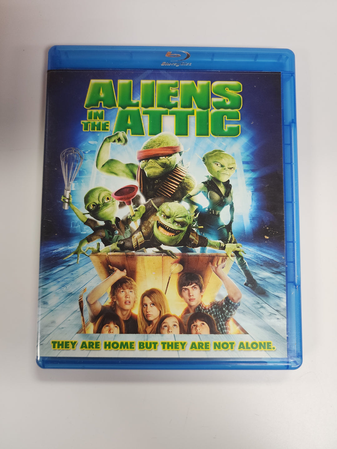Aliens in the Attic - Blu-Ray PM81026