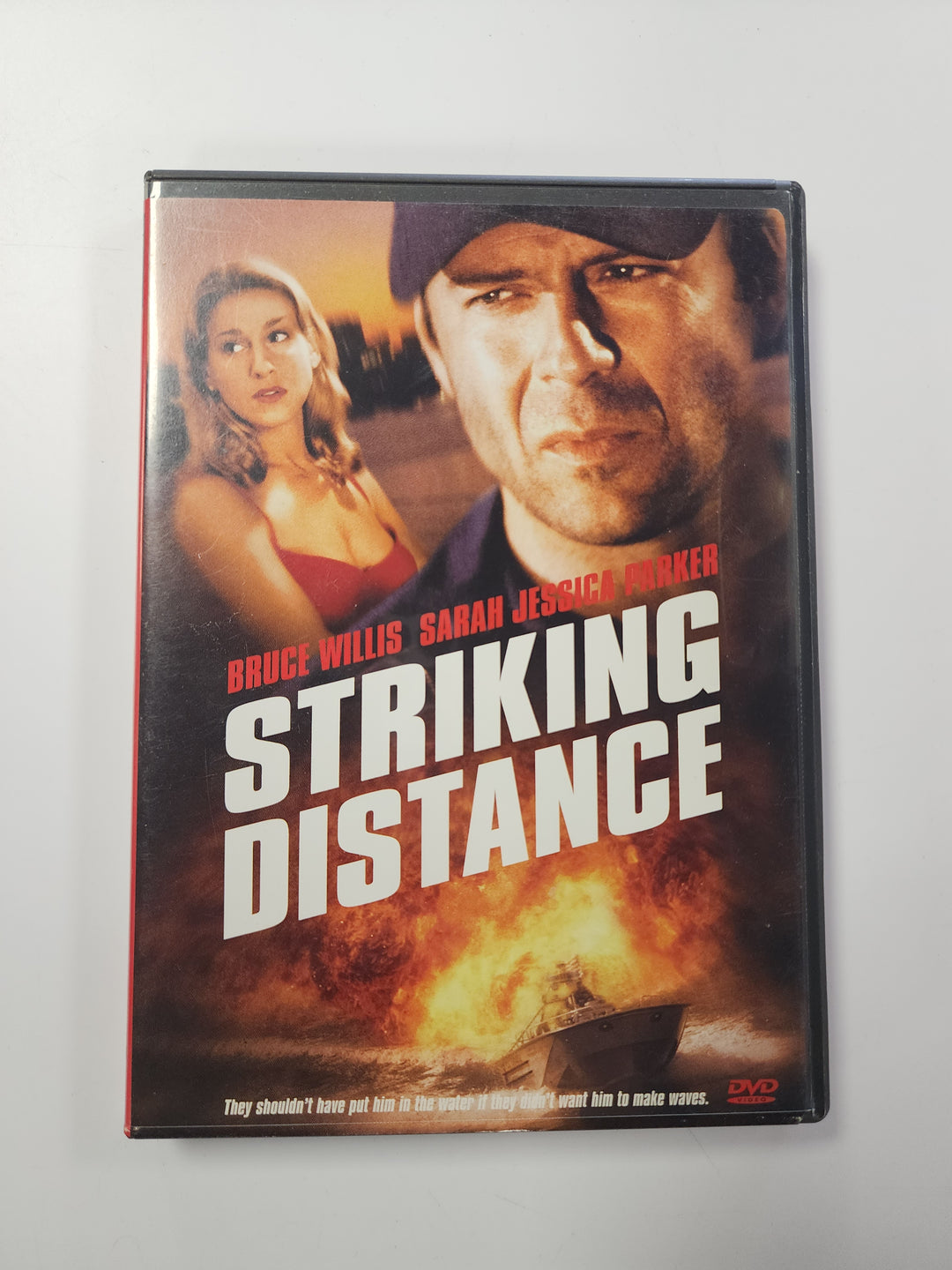 Striking Distance - DVD PM9526