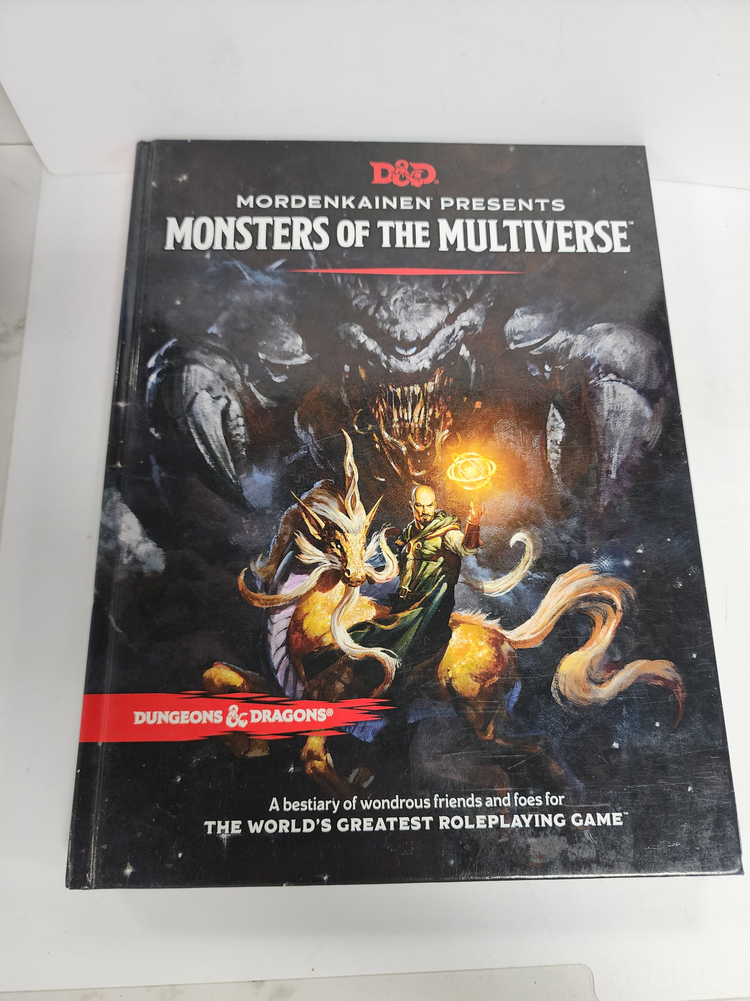 Dungeon & Dragons Guide: Monsters of the Multiverse ST101926