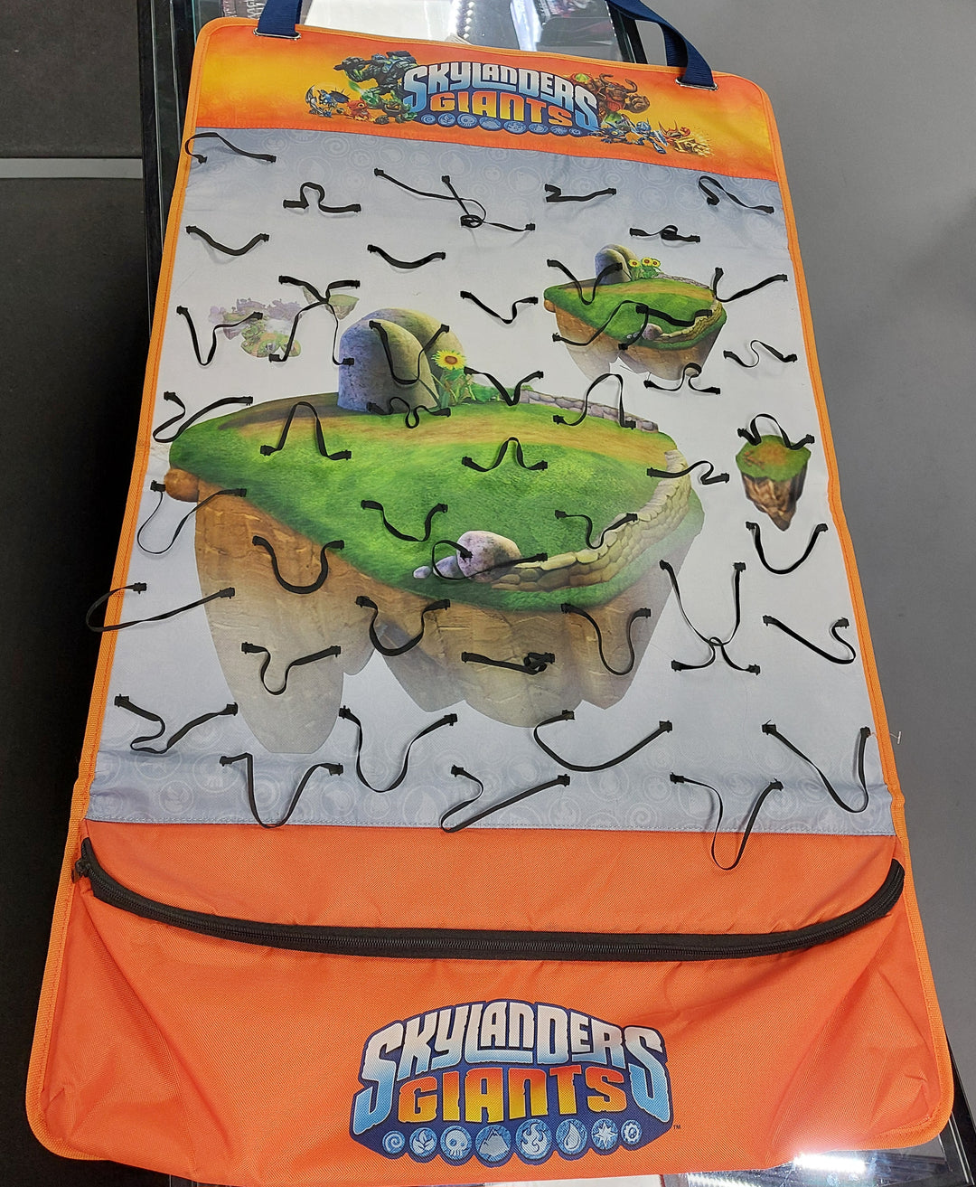 Skylanders Giants Hanging Storage Case Used UT71426
