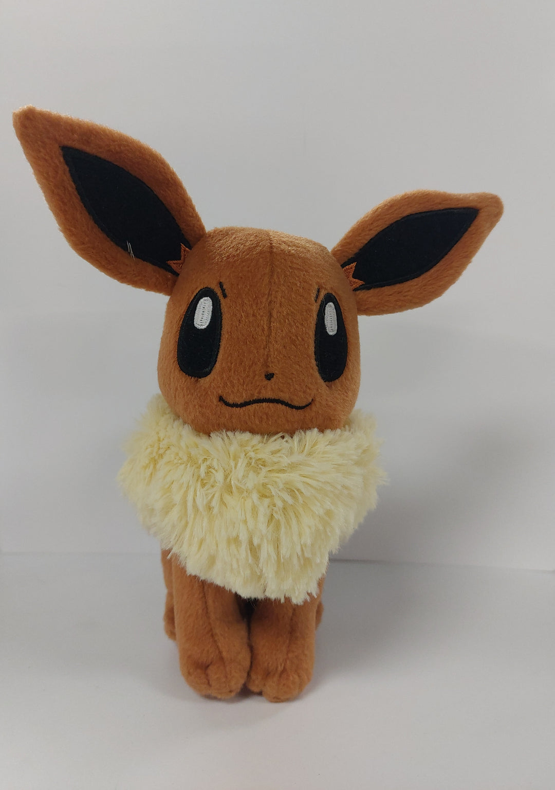 TOMY 2015 Pokémon Standing Eevee Used Plush No Tags XP71526