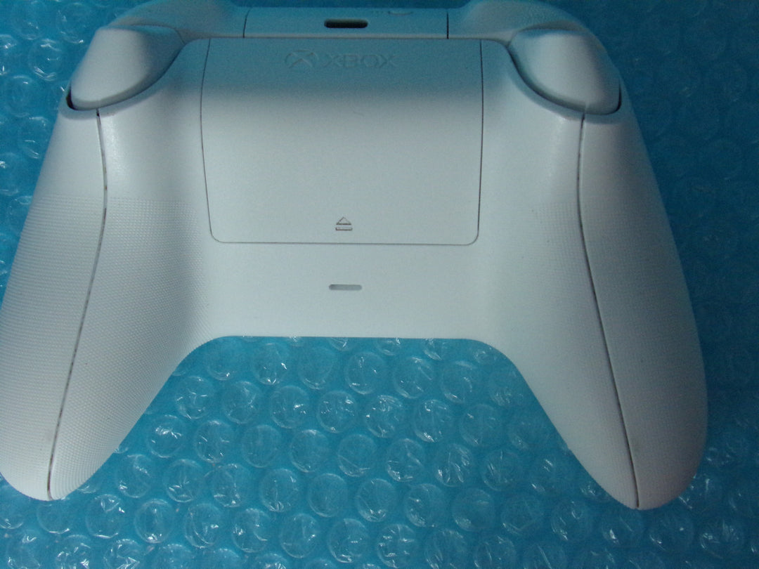 Microsoft Brand Xbox Series X/S Wireless Controller (White) Used