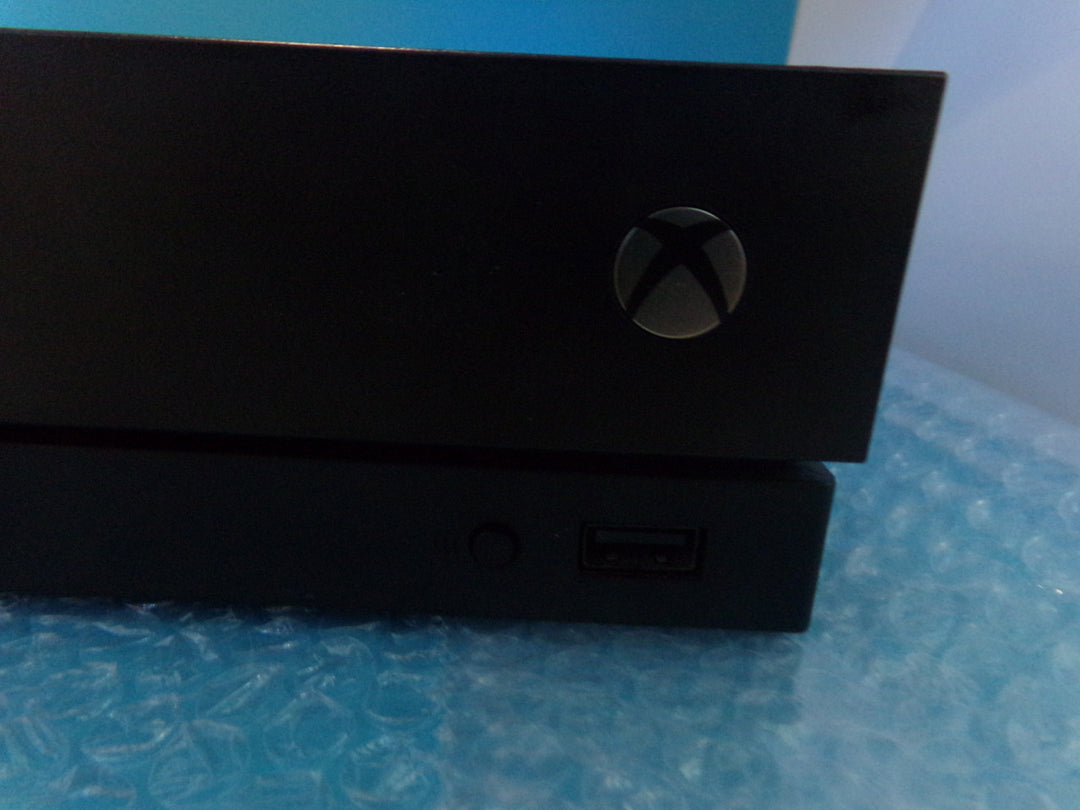 Microsoft Xbox One X Console (1TB) Used