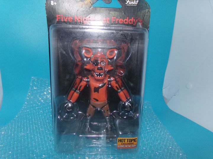 Funko Five Nights at Freddy's Foxy (Glows in the Dark) Hot Topic Exclusive Figure NEW