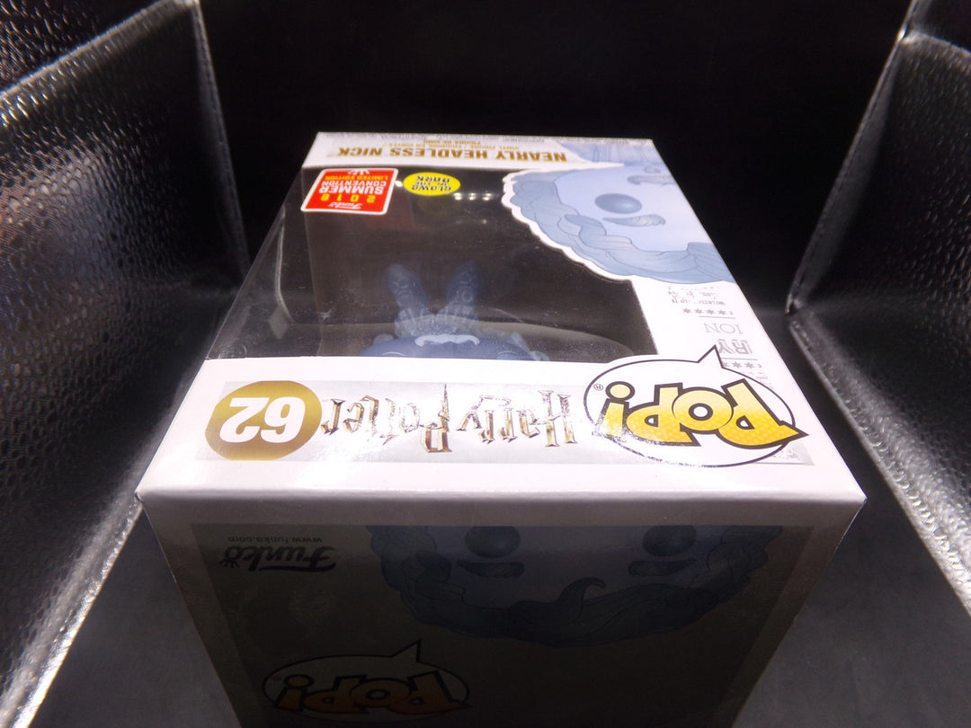 Harry Potter - #62 Nearly Headless Nick (2018 Summer Convention Exclusive) (Glow in the Dark) Funko Pop