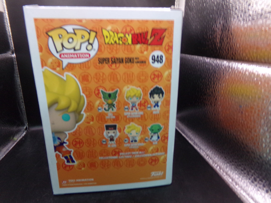 Dragon Ball Z - #948 Super Saiyan Goku w/Kamehameha (Diamond, Hot Topic) Funko Pop
