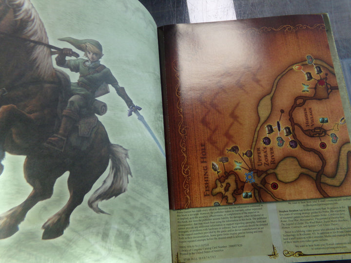Prima The Legend of Zelda: Twilight Princess Premiere Edition Strategy Guide for the Gamecube