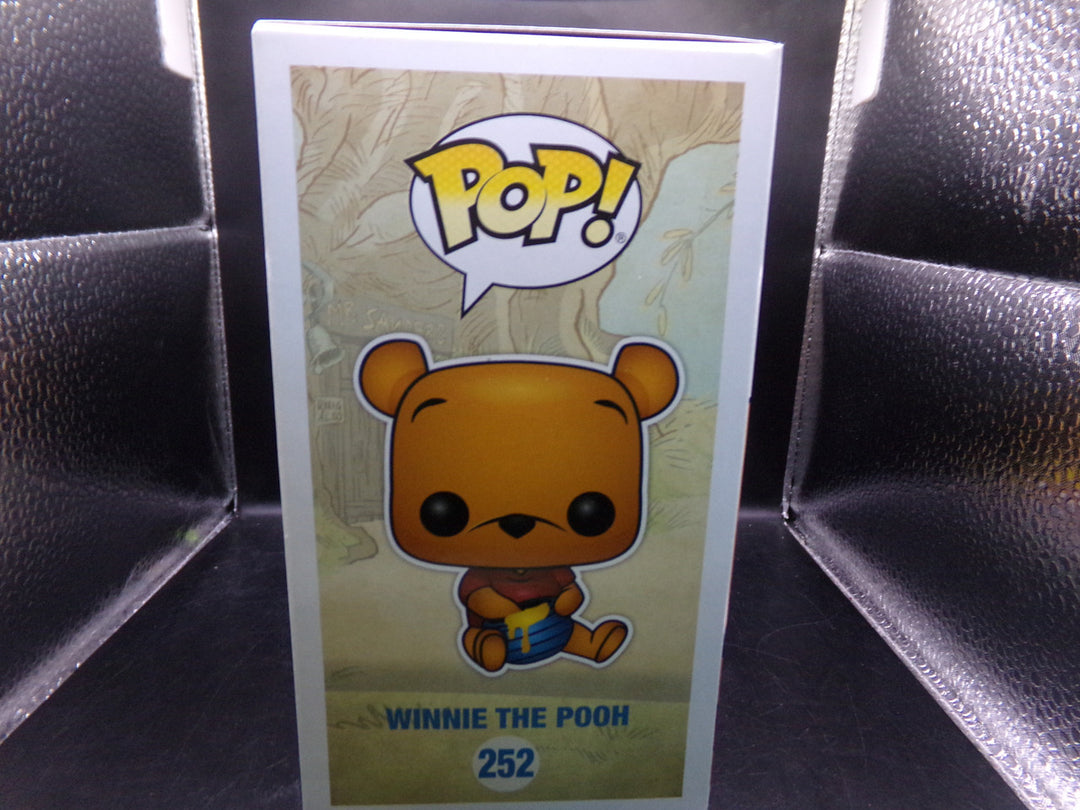 Winnie the Pooh -  #252 Winnie the Pooh (Hot Topic) (Flocked) Funko Pop