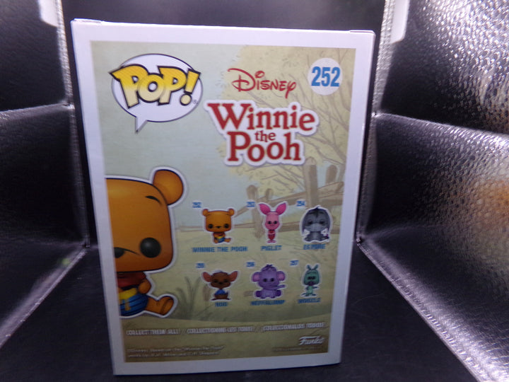 Winnie the Pooh -  #252 Winnie the Pooh (Hot Topic) (Flocked) Funko Pop