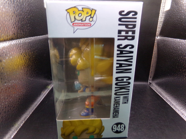 Dragon Ball Z - #948 Super Saiyan Goku with Kamehameha (FYE) (Glow in the Dark) Funko Pop