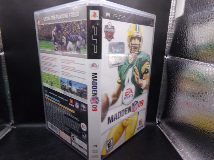 Madden NFL 09 Playstation Portable PSP Used