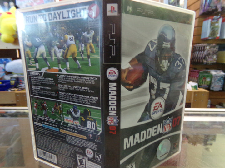 Madden NFL 07 Playstation Portable PSP Used