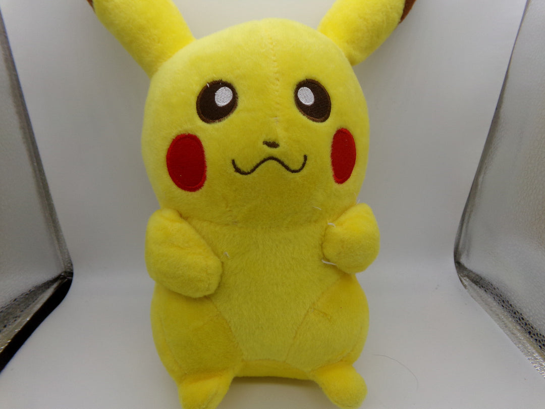 TOMY Pokemon Pikachu 8 Inch Plush