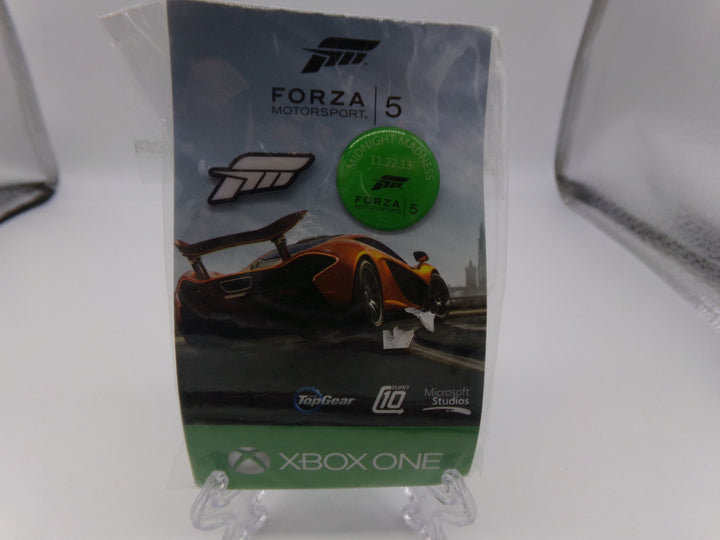 Forza Motorsport 5 Pin and Lanyard Set NEW