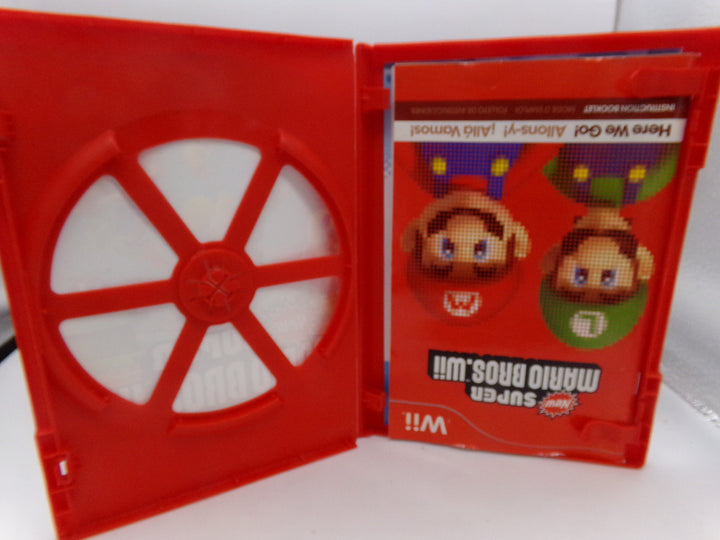 "New" Super Mario Bros. Wii CASE AND MANUAL ONLY    CO111424