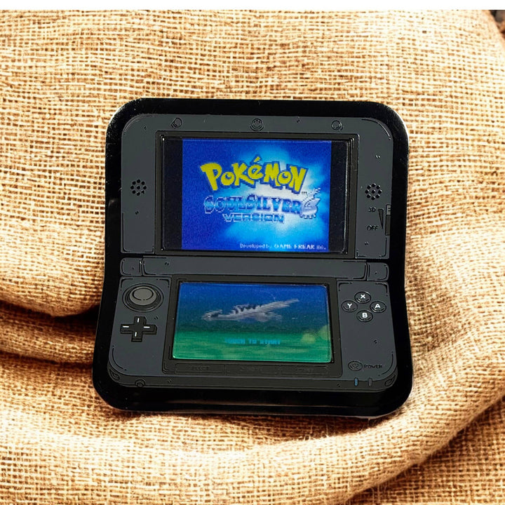 3DS 2.5" Lenticular Soul Silver Pokemon Pin - NE32726