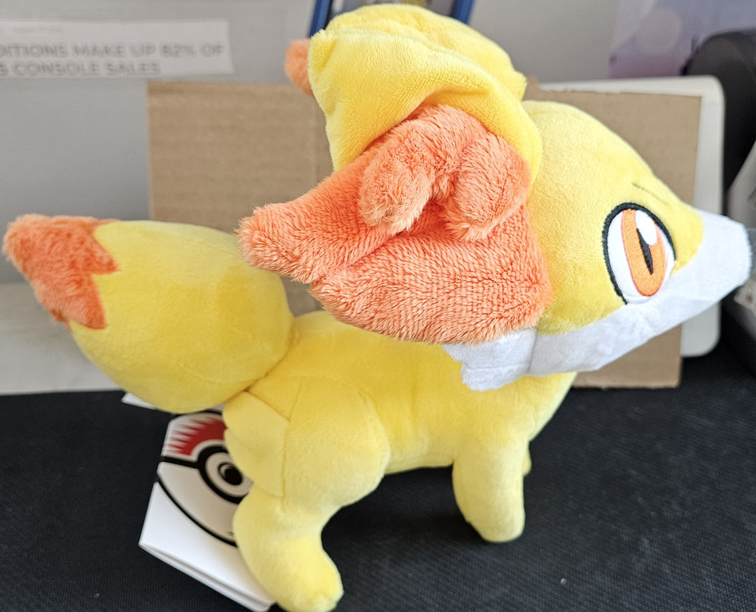 Pokémon Center Fennekin 5 Inch Plush 2022 SD1942