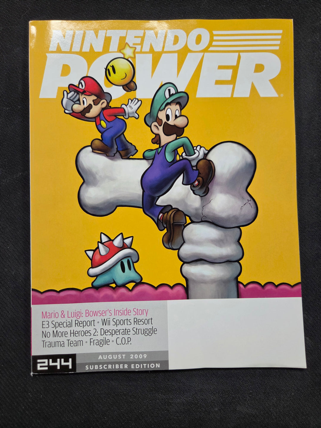 Nintendo Power Issue #244 (Mario & Luigi: Bowser's Inside Story [Subscriber]) NP5826