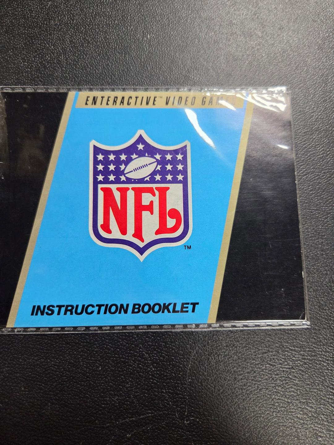NFL Football NES MANUAL ONLY MO61026