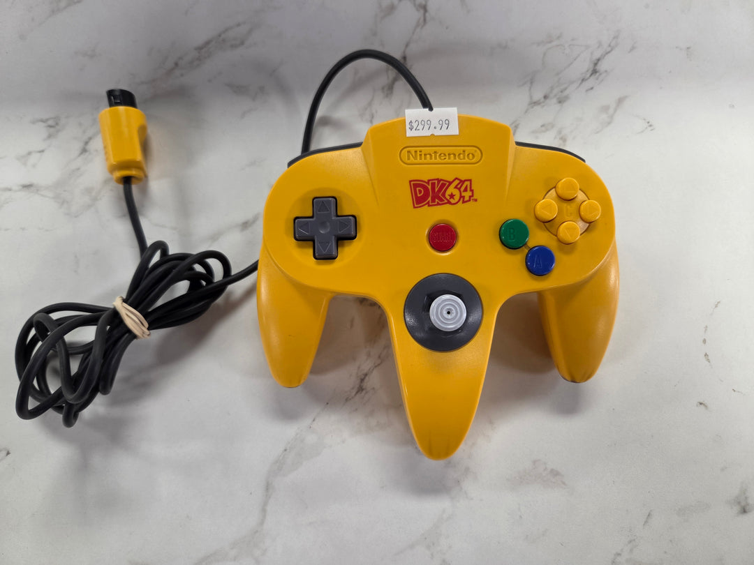 Donkey Kong 64 Banana Controller for Nintendo 64 (Missing Sleeve) UA61926