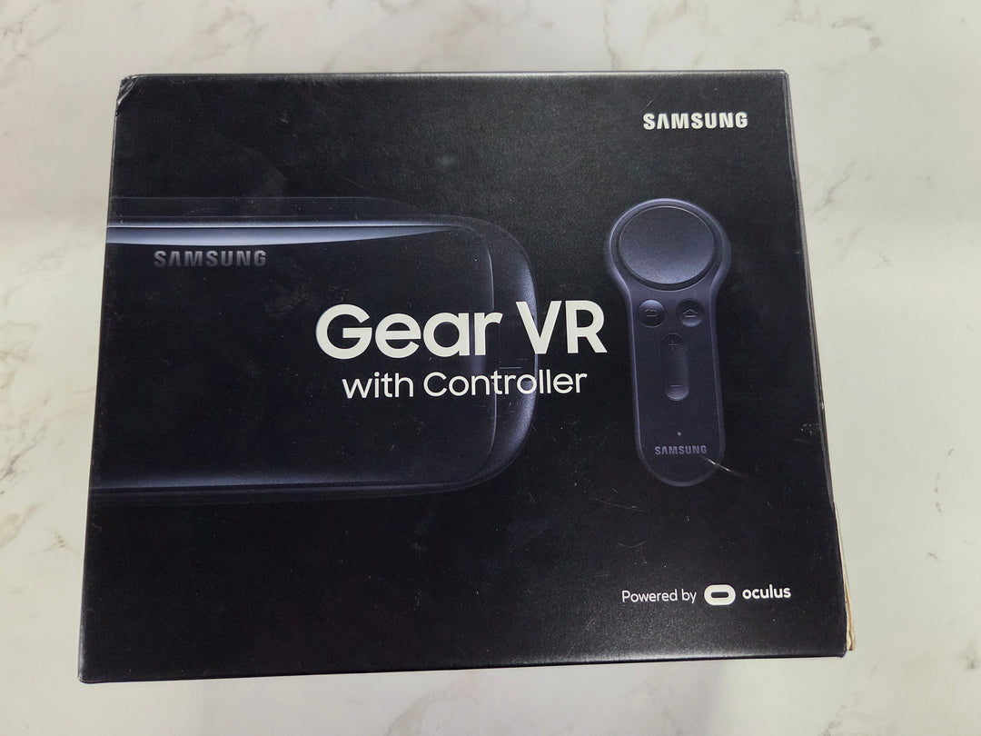 Used Complete Open Box Samsung Gear VR (SM-R324) UA71626