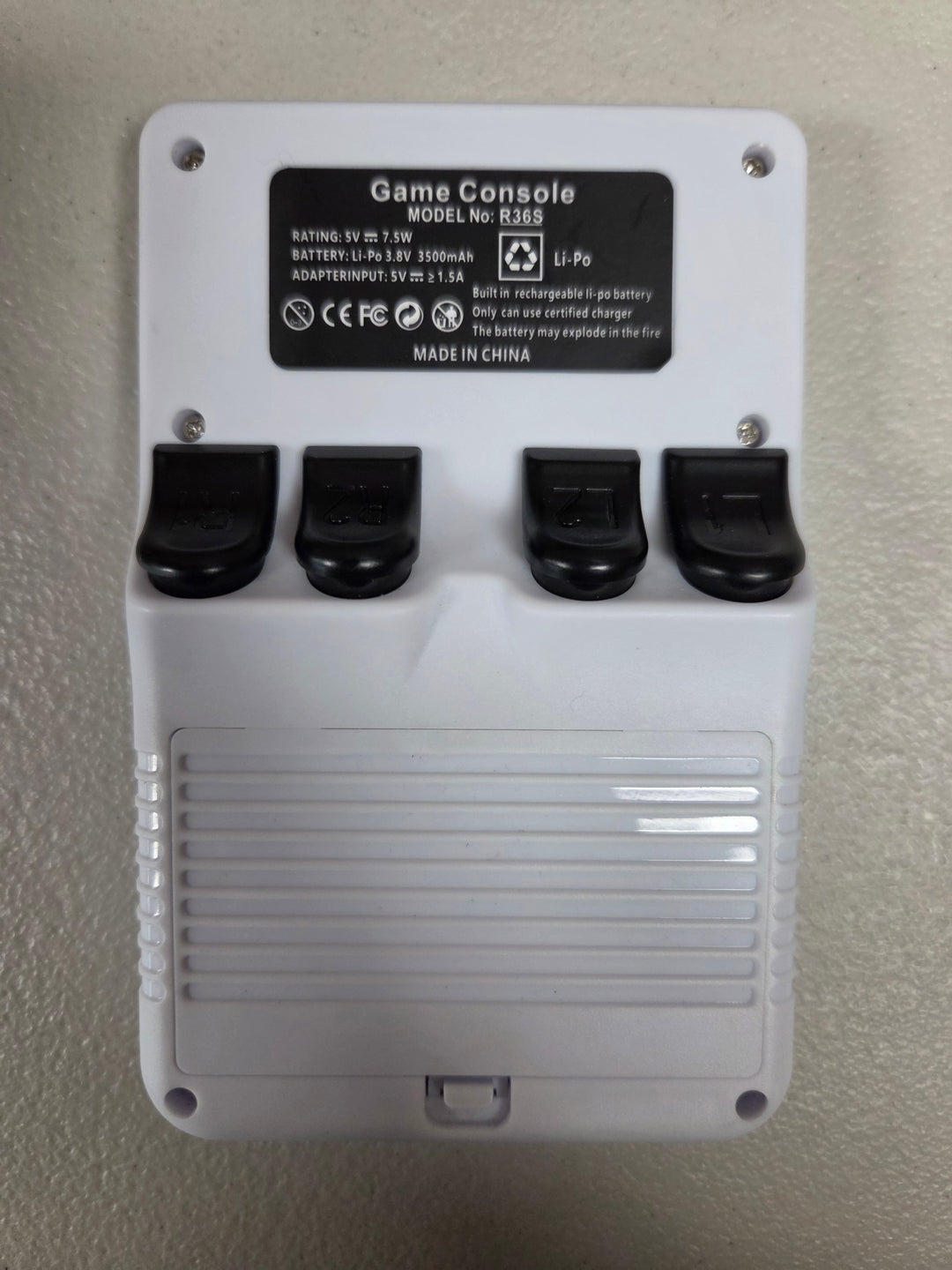 R36S Retro Handheld Console UA72526