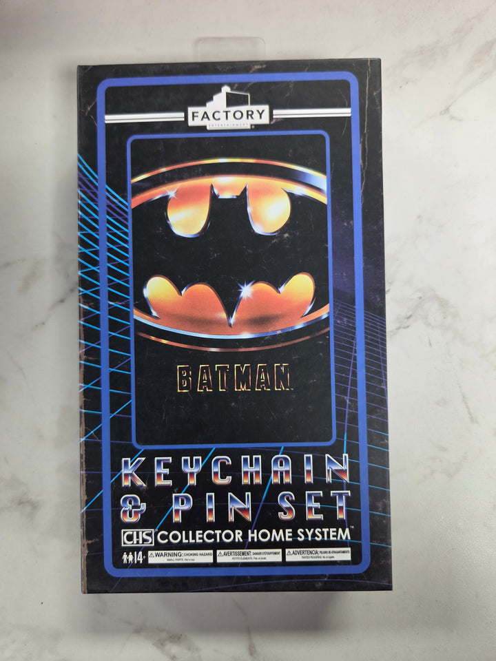 NEW Factory Entertainment Batman (1989) CHS Keychain & Pin Set NT82826