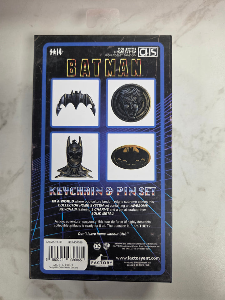 NEW Factory Entertainment Batman (1989) CHS Keychain & Pin Set NT82826