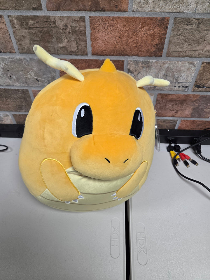 Squishmallows - Pokemon: Dragonite 14" Plush XP82926