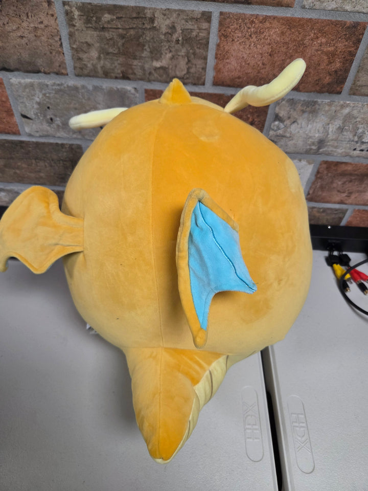 Squishmallows - Pokemon: Dragonite 14" Plush XP82926