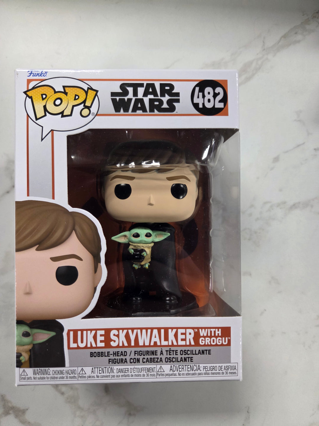 Funko Pop! Luke Skywalker with Grogu #482, The Mandalorian FP9226