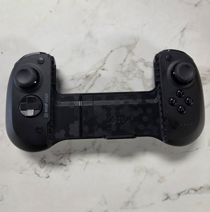 SCUF NOMAD Wireless Mobile Gaming Controller for iPhone (iOS 16 & Up) UA101526