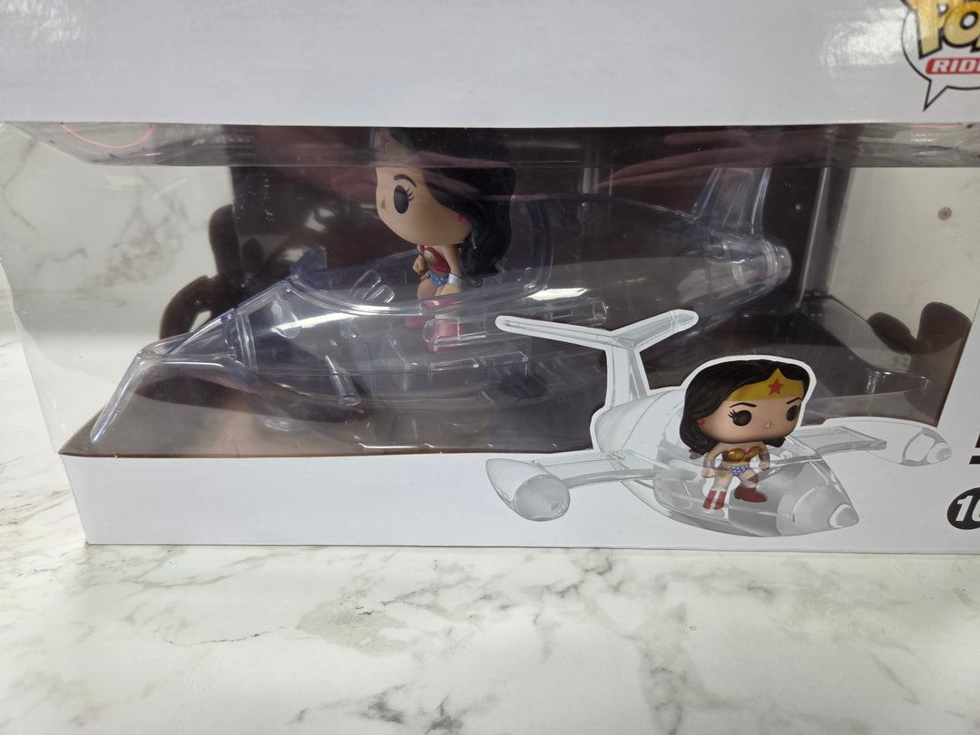 Funko Pop! The Invisible Jet #16, Wonder Woman (Damaged Box) FP101526