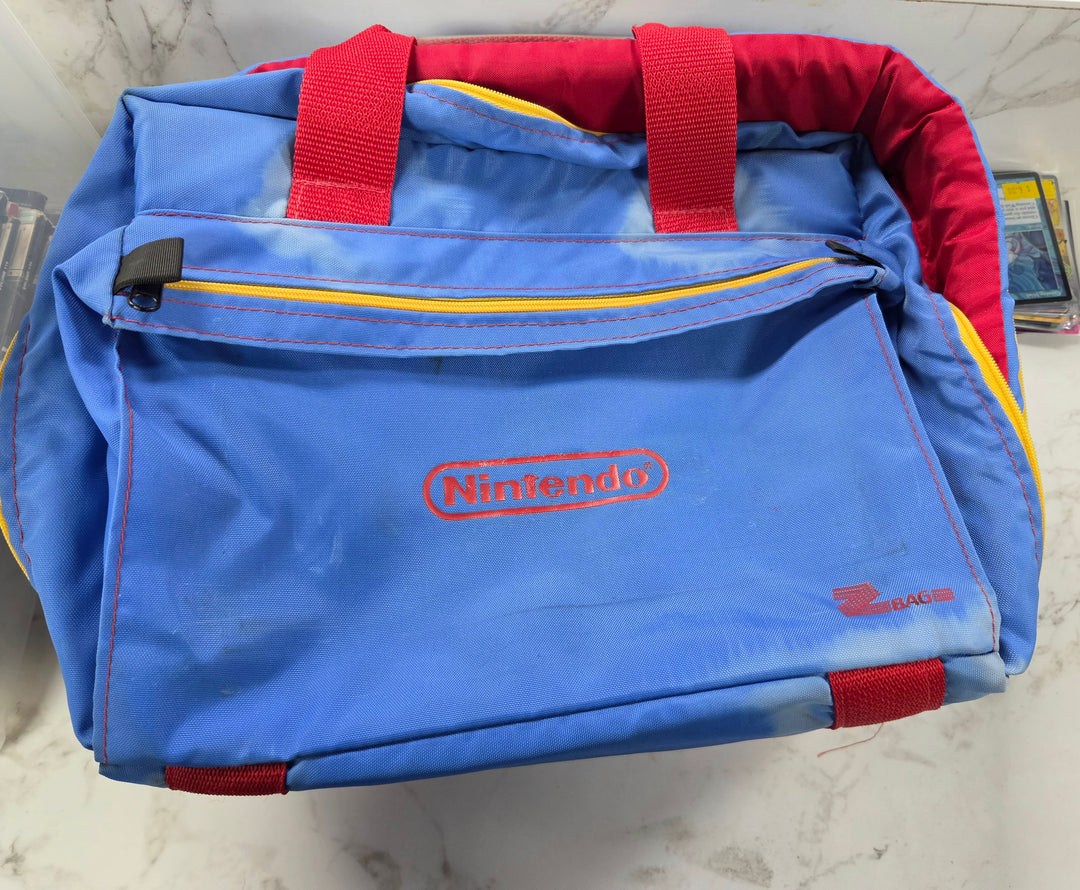 Nintendo NES Z-Bag Blue Console Carrying Case (1988) (Worn Condition) UA101526