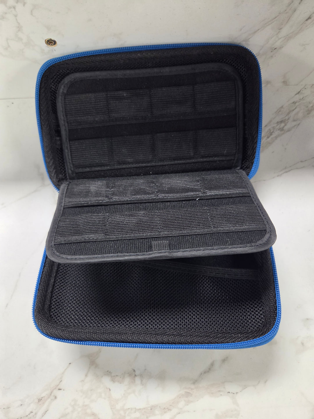 DS/3DS Black and Blue Carrying Case Holds 24 Games UA101626