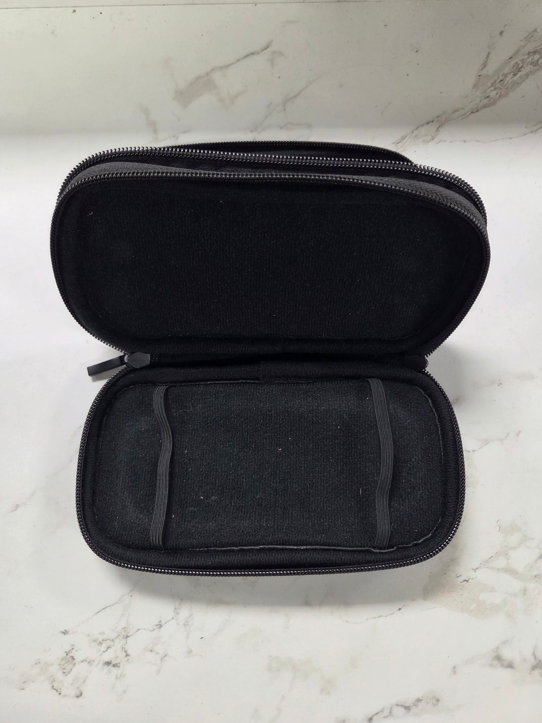 Playstation Vita Soft Black Carrying Case Holds 12 Games UA101626