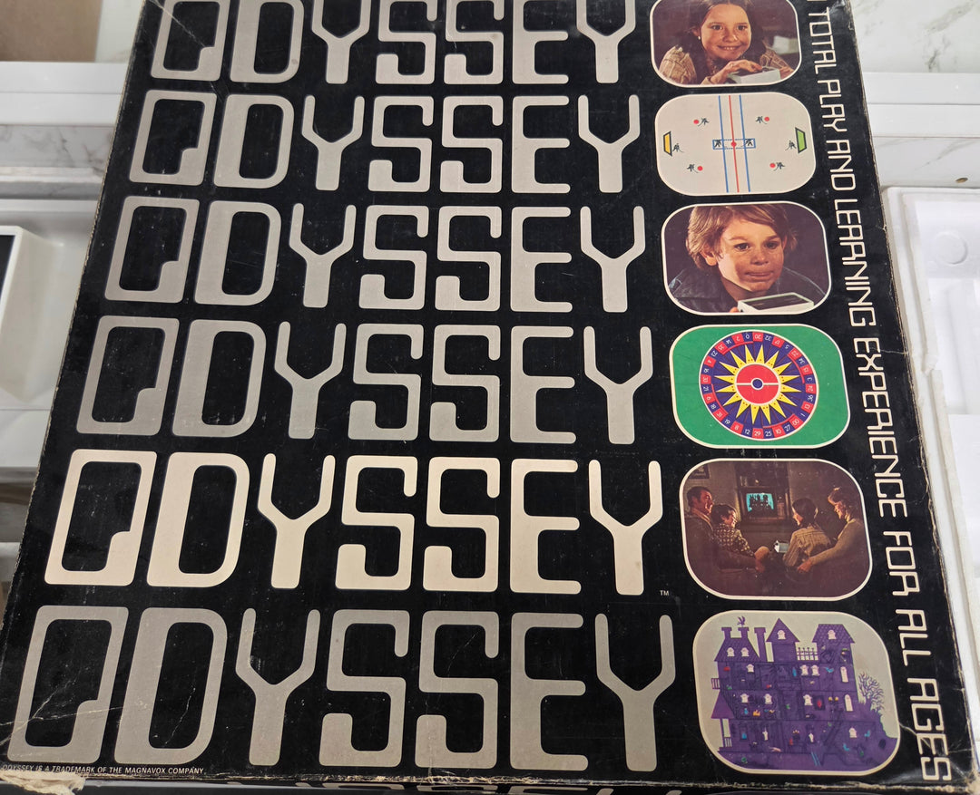Magnavox Odyssey Console (UNTESTED/Non-Complete/Worn Box) CON102226