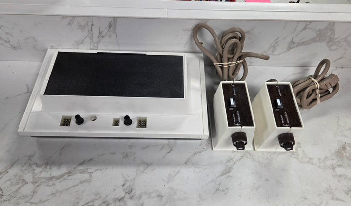 Magnavox Odyssey Console (UNTESTED/Non-Complete/Worn Box) CON102226