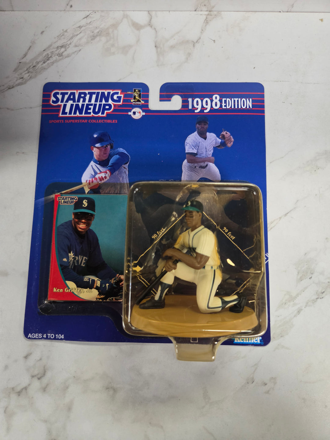 NEW Starting Lineup: 1998 MLB Seattle Mariners - Ken Griffey Jr. Figure (Yellowed Plastic) NT102926