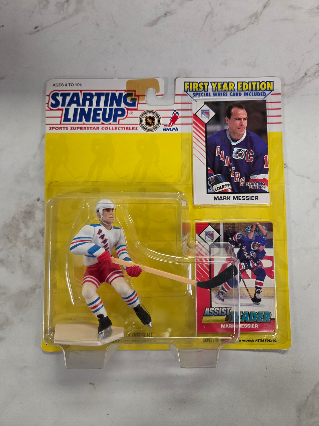 NEW Starting Lineup: 1993 NHL New York Rangers - Mark Messier Figure NT102926