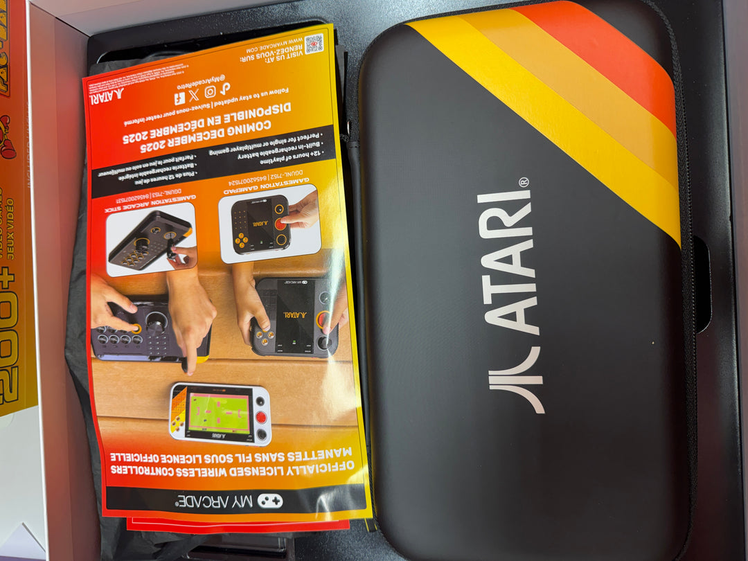 ATARI Gamestation GO Bundle with Carrying Case MD31326