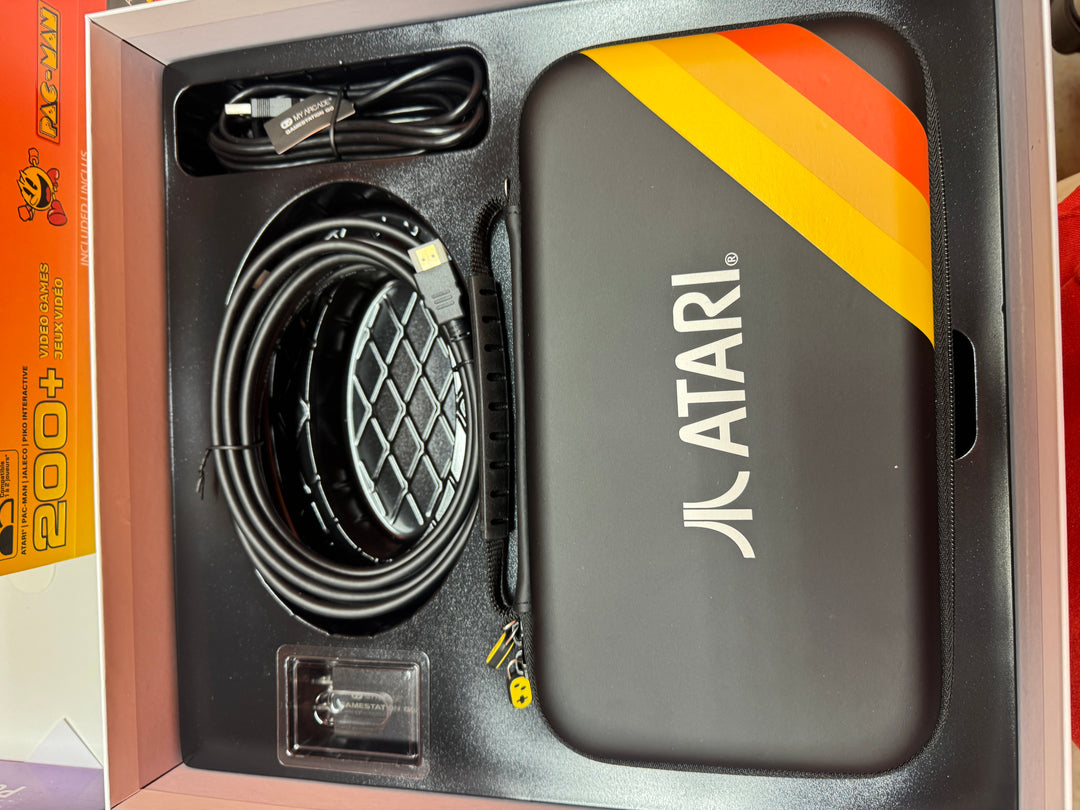 ATARI Gamestation GO Bundle with Carrying Case MD31326