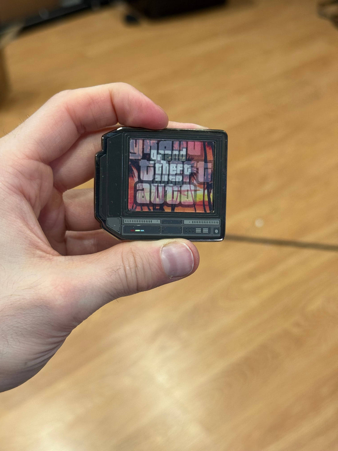 2.5" Lenticular GTA IV Vice City CRTV Enamel Pin - NE32726